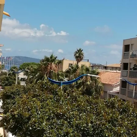 Vaste Avec Vue Mer A 500 De La Plage דירה קבלייר-סור-מר